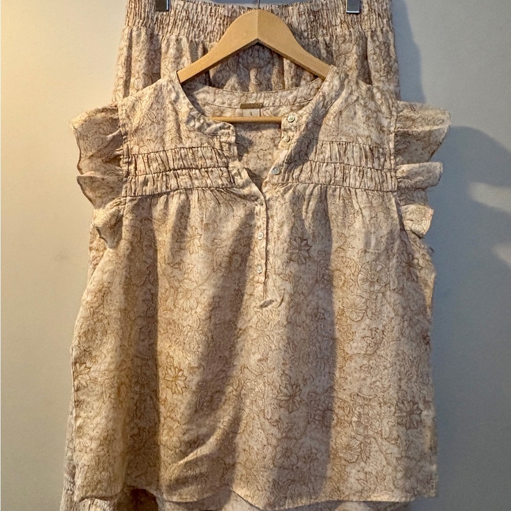 Magaschoni Beige Floral Blouse